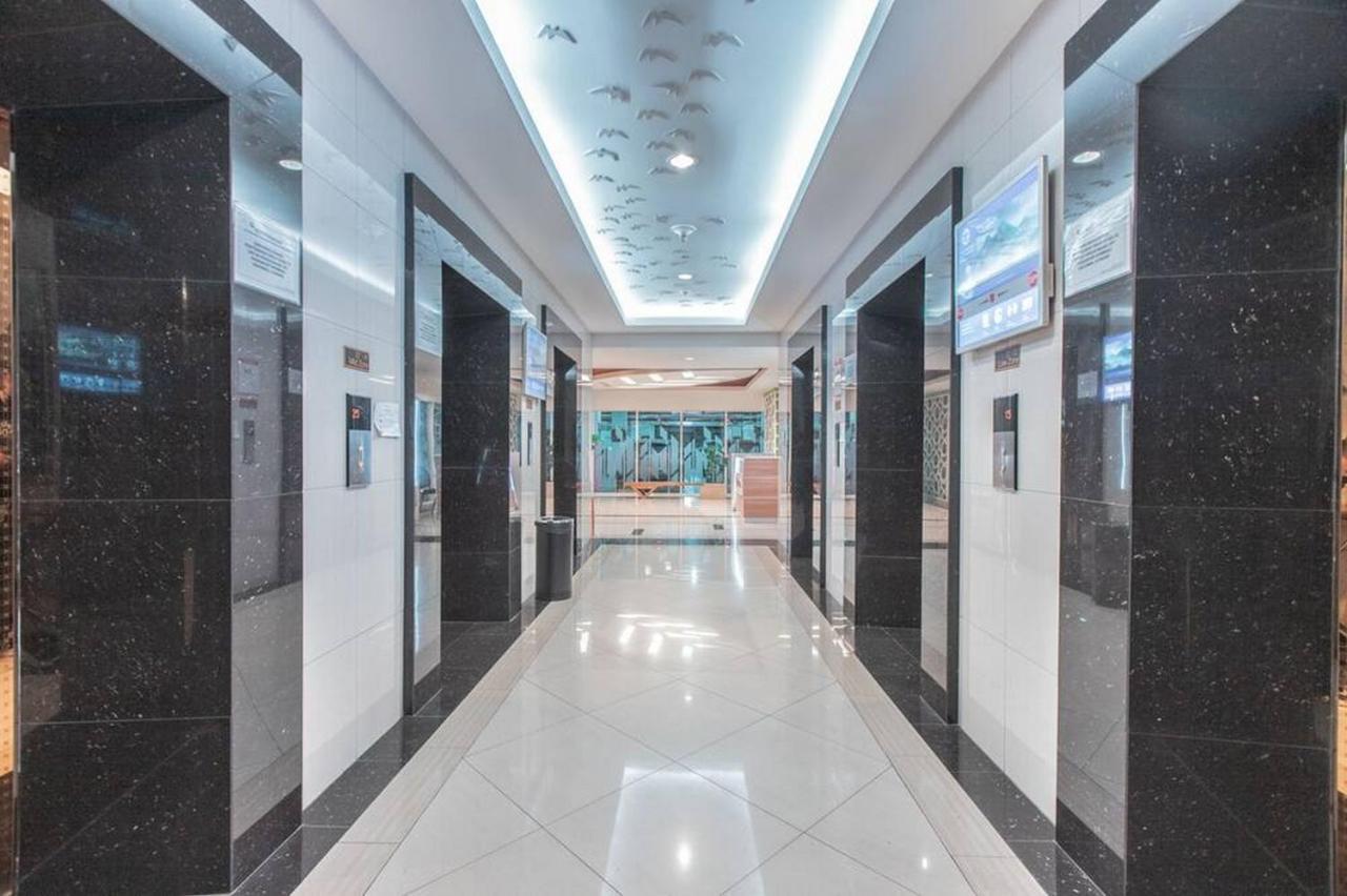 Redliving Apartemen Grand Kamala Lagoon - Kita Pro Tower Barclay North Bekasi Exterior photo